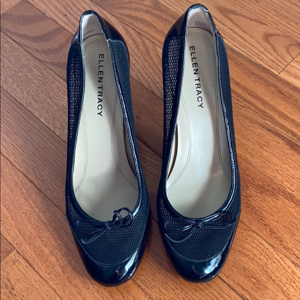 Black Ellen Tracy Heels